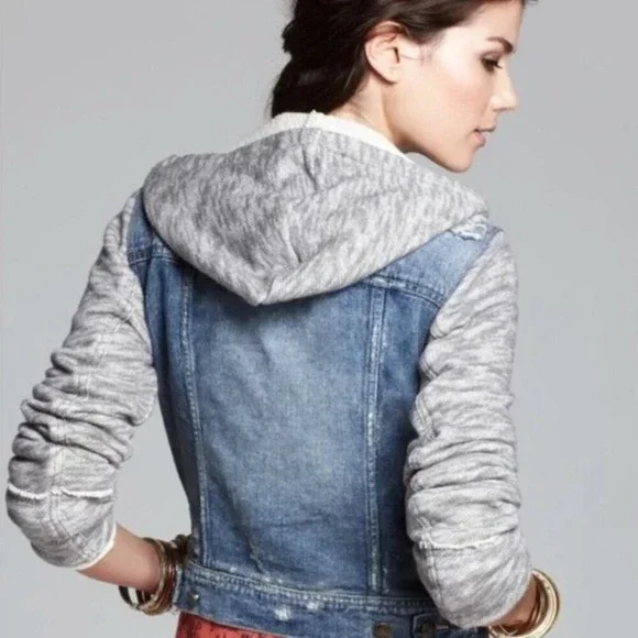 Free People Throwback Distressed Denim Jacket Hoodie‎ Size S Grunge Streetwear - Picture 4 of 11